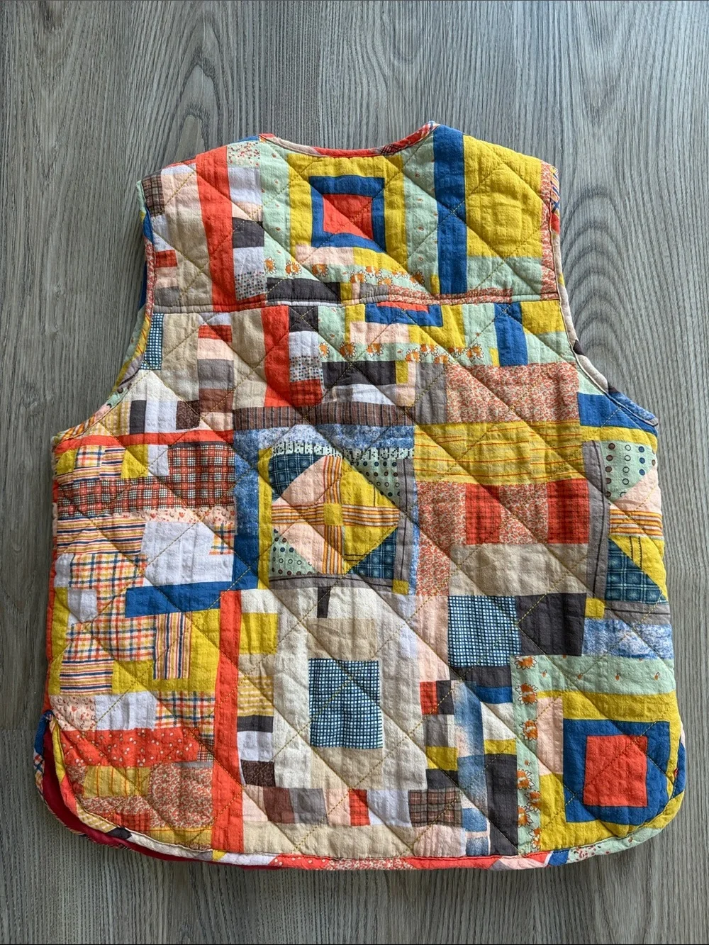 Urban Outfitters Quilted Vest - Small - Picture 5 of 5